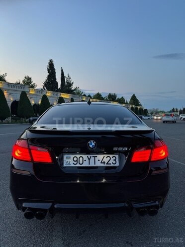 BMW 528 2013, 267,000 km - 2.0 l - Gəncə