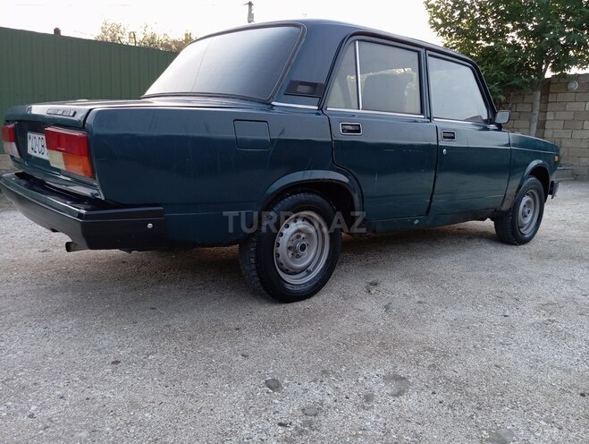 LADA (VAZ) 2107 1997, 99,999 km - 1.6 l - Salyan