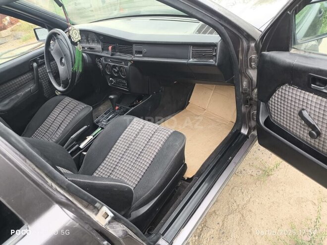Mercedes 190 1991, 582,900 km - 2.0 l - Saatlı