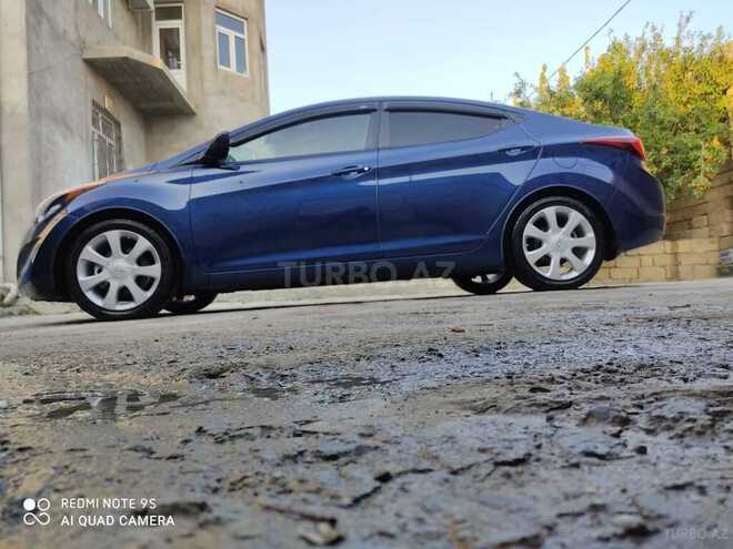 Hyundai Elantra 2015, 257,495 km - 1.8 л - Sumqayıt