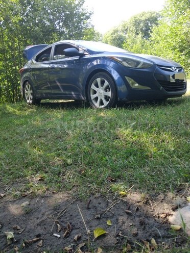 Hyundai Elantra 2015, 257,495 km - 1.8 л - Sumqayıt