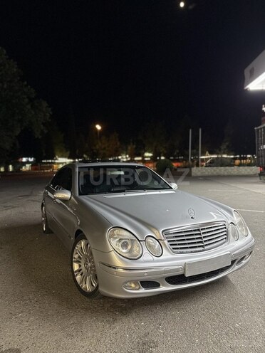Mercedes E 240 2002, 380,000 km - 2.6 l - Bakı