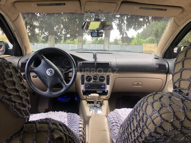 Volkswagen Passat 1999, 300,000 km - 1.8 л - Bakı