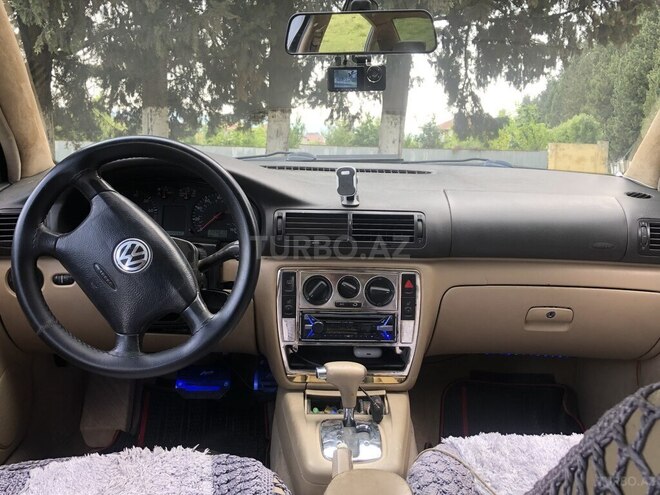 Volkswagen Passat 1999, 300,000 km - 1.8 л - Bakı