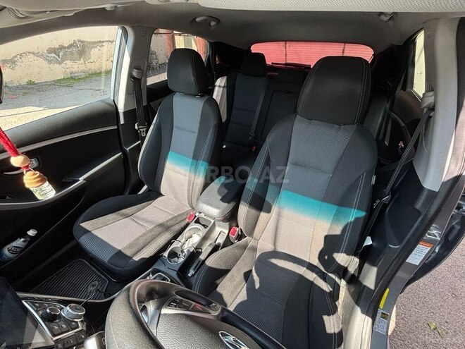 Hyundai Elantra 2015, 237,000 km - 2.0 л - Bakı