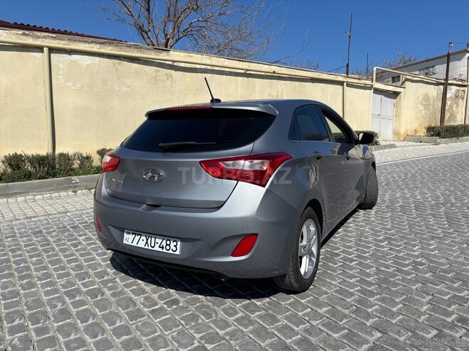 Hyundai Elantra 2015, 237,000 km - 2.0 л - Bakı