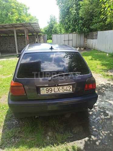 Volkswagen Golf 1995, 212,000 km - 1.8 l - Balakən