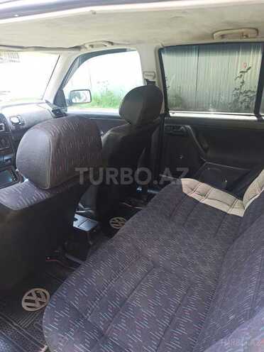 Volkswagen Golf 1995, 212,000 km - 1.8 l - Balakən