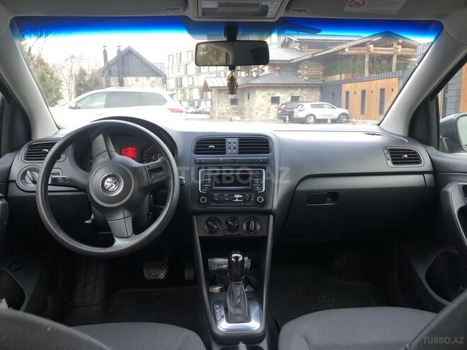 Volkswagen Polo 2014, 105,000 km - 1.6 l - Bakı