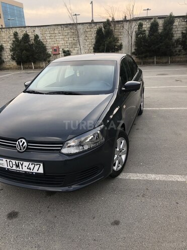Volkswagen Polo 2014, 105,000 km - 1.6 l - Bakı