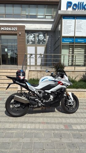 BMW  2024, 680 km - 1.0 л - Bakı