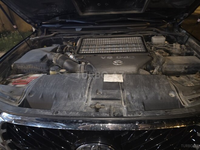Toyota Land Cruiser 2010, 303,300 km - 4.5 л - Salyan
