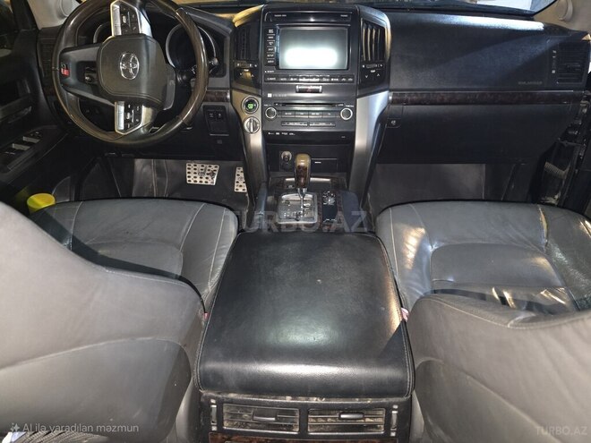 Toyota Land Cruiser 2010, 303,300 km - 4.5 л - Salyan