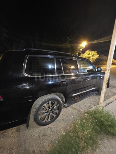 Toyota Land Cruiser 2010, 303,300 km - 4.5 л - Salyan