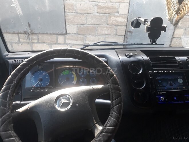 Mercedes  2000, 100,000 km - 6.4 l - Bərdə