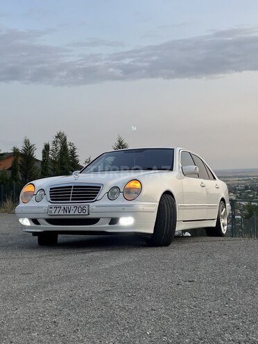 Mercedes E 320 2000, 357,899 km - 3.2 l - Bakı