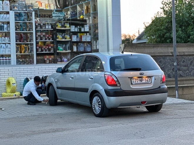 Kia Rio 2005, 289,000 km - 1.5 l - Cəlilabad