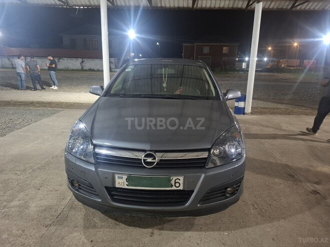 Opel Astra 2006, 200,000 km - 1.6 l - Bakı