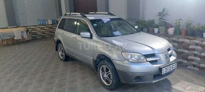Mitsubishi Outlander 2007, 170,000 km - 2.4 л - Gəncə