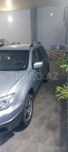 Mitsubishi Outlander 2007, 170,000 km - 2.4 л - Gəncə