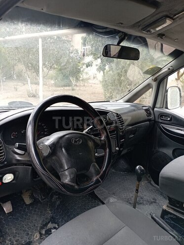 Hyundai H-1 2002, 352,233 km - 2.9 l - Sumqayıt