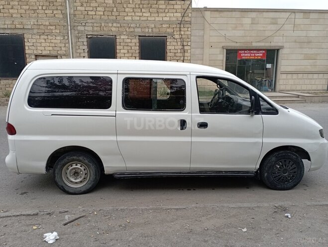 Hyundai H-1 2002, 352,233 km - 2.9 l - Sumqayıt
