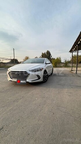 Hyundai Elantra 2017, 16,000 km - 2.0 l - Bakı
