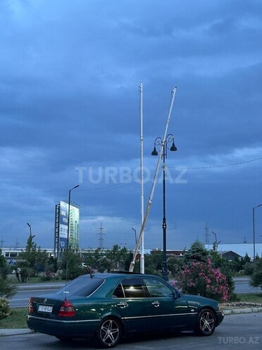 Mercedes C 180 1995, 420,000 km - 1.8 l - Sumqayıt