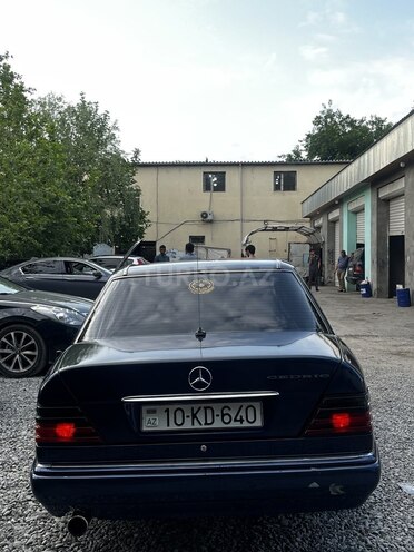 Mercedes E 200 1994, 350,000 km - 2.0 л - Bərdə