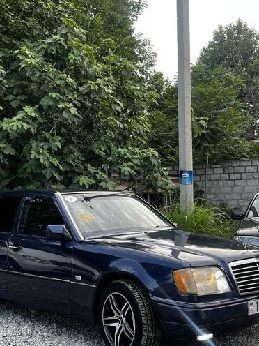 Mercedes E 200 1994, 350,000 km - 2.0 л - Bərdə