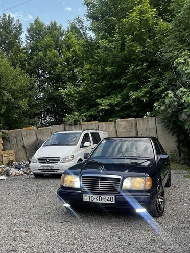 Mercedes E 200 1994, 350,000 km - 2.0 л - Bərdə