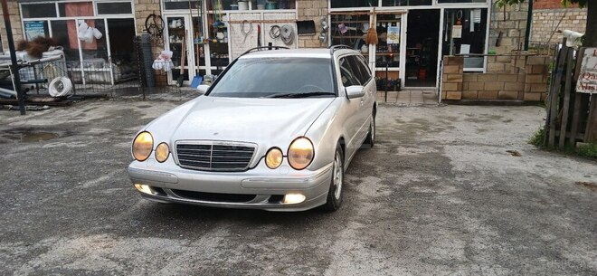 Mercedes E 220 d 2000, 340,000 km - 2.2 л - Balakən