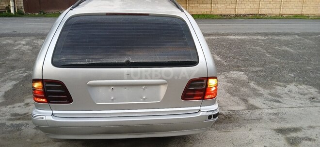Mercedes E 220 d 2000, 340,000 km - 2.2 л - Balakən