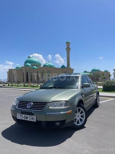 Volkswagen Passat 2002, 228,000 km - 1.8 l - Naxçıvan