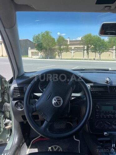 Volkswagen Passat 2002, 228,000 km - 1.8 l - Naxçıvan