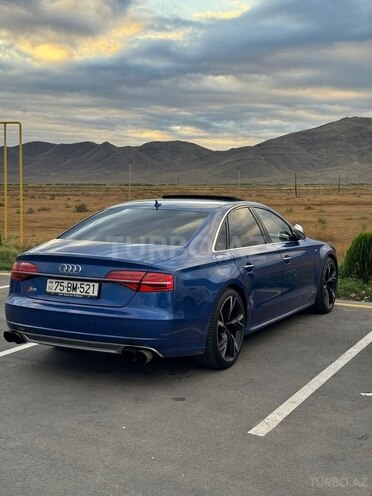 Audi S8 2015, 154,000 km - 4.0 l - Naxçıvan