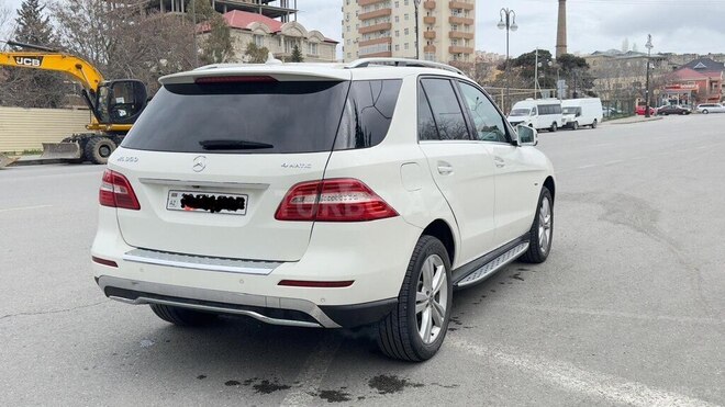 Mercedes ML 350 4MATIC 2012, 211,000 km - 3.5 l - Bakı