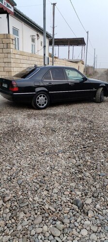 Mercedes C 180 1995, 228,100 km - 1.8 л - Bakı