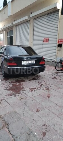 Mercedes C 180 1995, 228,100 km - 1.8 л - Bakı