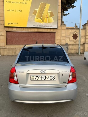 Hyundai Accent 2007, 330,000 km - 1.5 l - Salyan