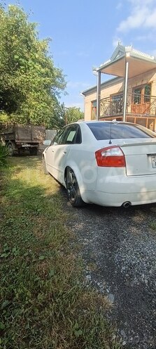 Audi A4 2003, 383,000 km - 1.8 л - Gəncə