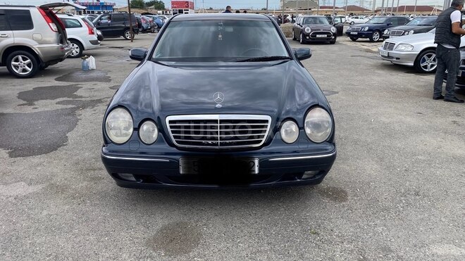 Mercedes E 220 d 1999, 423,918 km - 2.2 l - Bakı