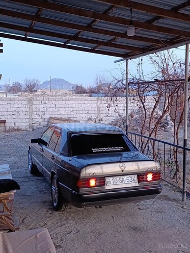 Mercedes 190 1992, 250,000 km - 2.0 л - Babək