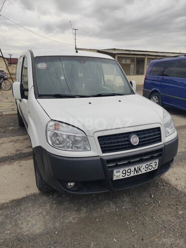 Fiat Doblo 2009, 325,700 km - 1.3 l - Quba
