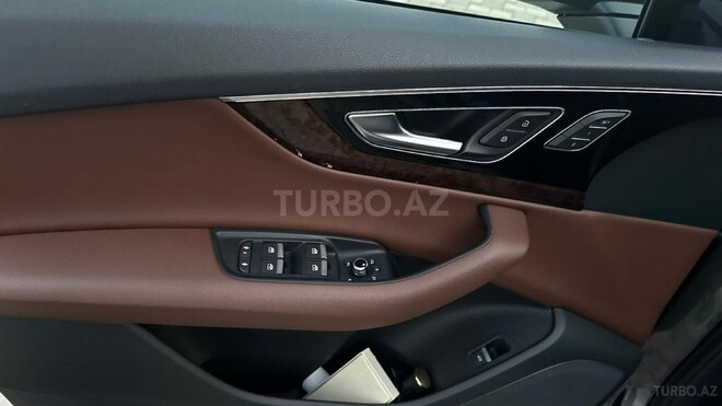 Audi Q7 2019, 104,500 km - 2.0 l - Bakı