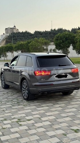 Audi Q7 2019, 104,500 km - 2.0 l - Bakı
