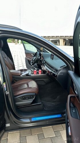 Audi Q7 2019, 104,500 km - 2.0 l - Bakı