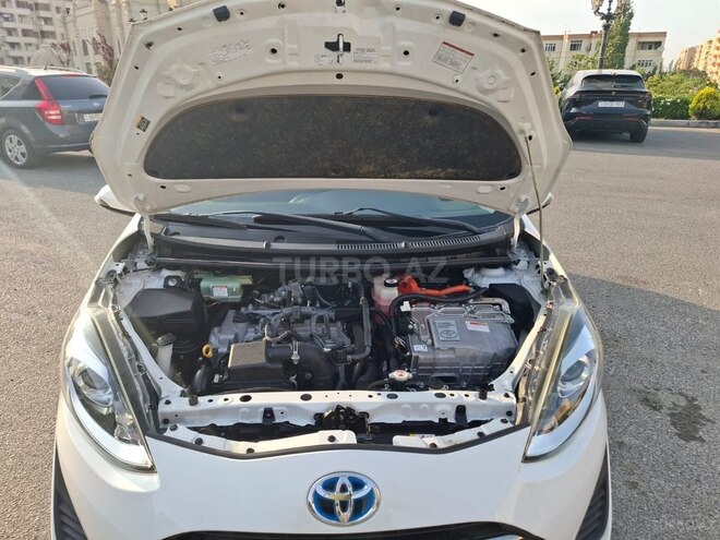 Toyota Aqua 2018, 35,000 km - 1.5 l - Bakı