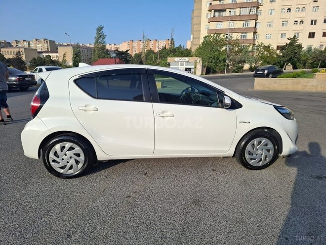 Toyota Aqua 2018, 35,000 km - 1.5 l - Bakı