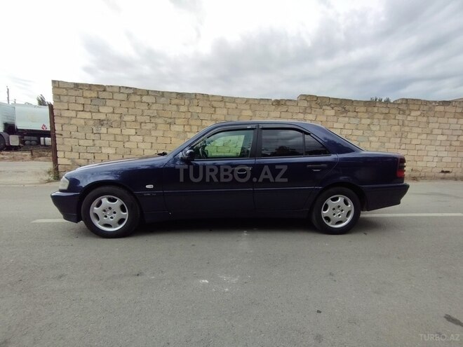 Mercedes C 220 d 2000, 272,000 km - 2.2 l - Bakı